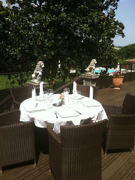 Domaine Des Buis Hotel Albon Екстериор снимка