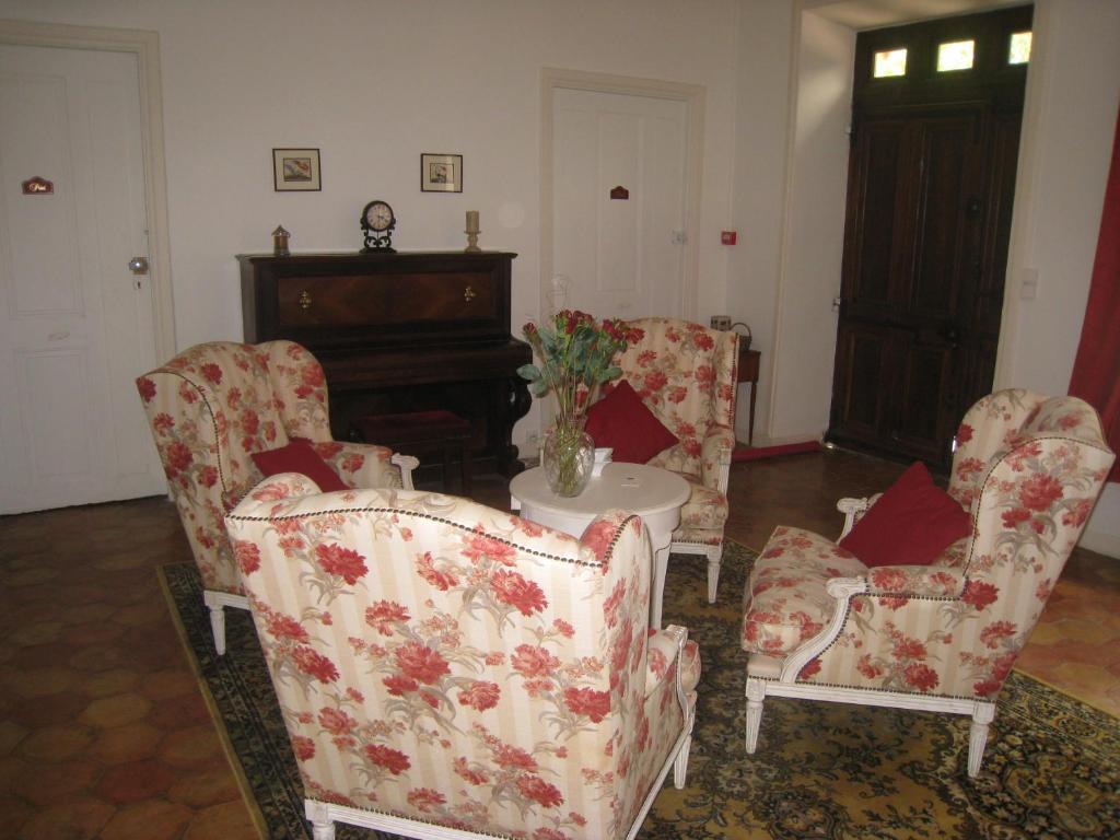 Domaine Des Buis Hotel Albon Екстериор снимка