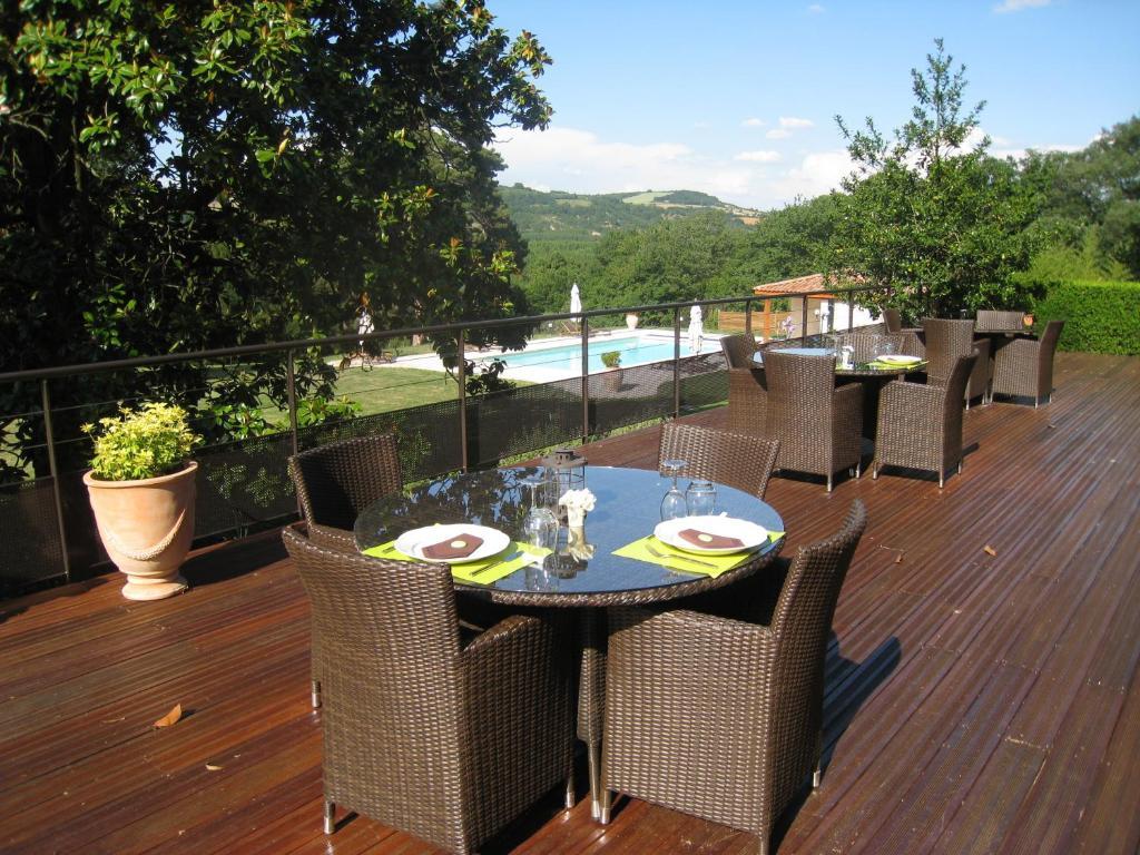 Domaine Des Buis Hotel Albon Екстериор снимка