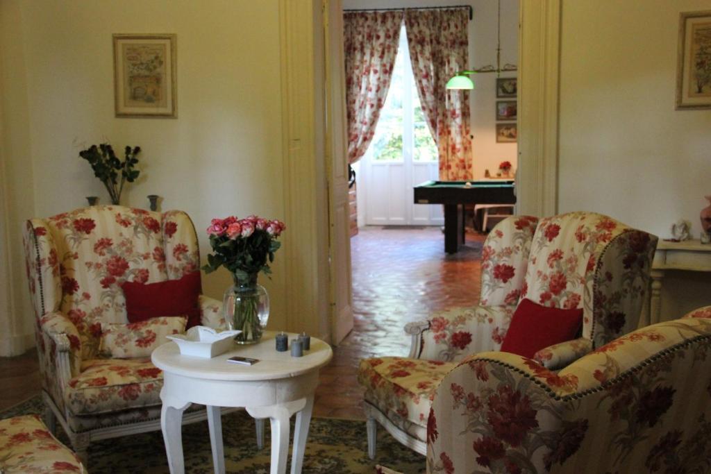 Domaine Des Buis Hotel Albon Екстериор снимка