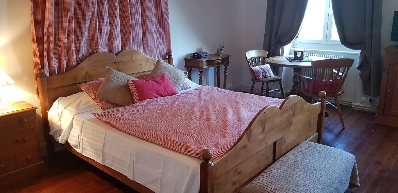 Domaine Des Buis Hotel Albon Екстериор снимка